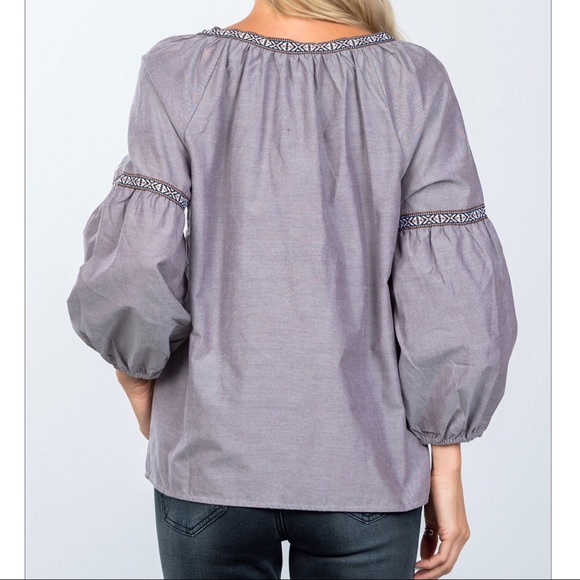 Gray Sky Boho Peasant Top - Picture 4 of 8
